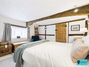 Bedroom- click for photo gallery